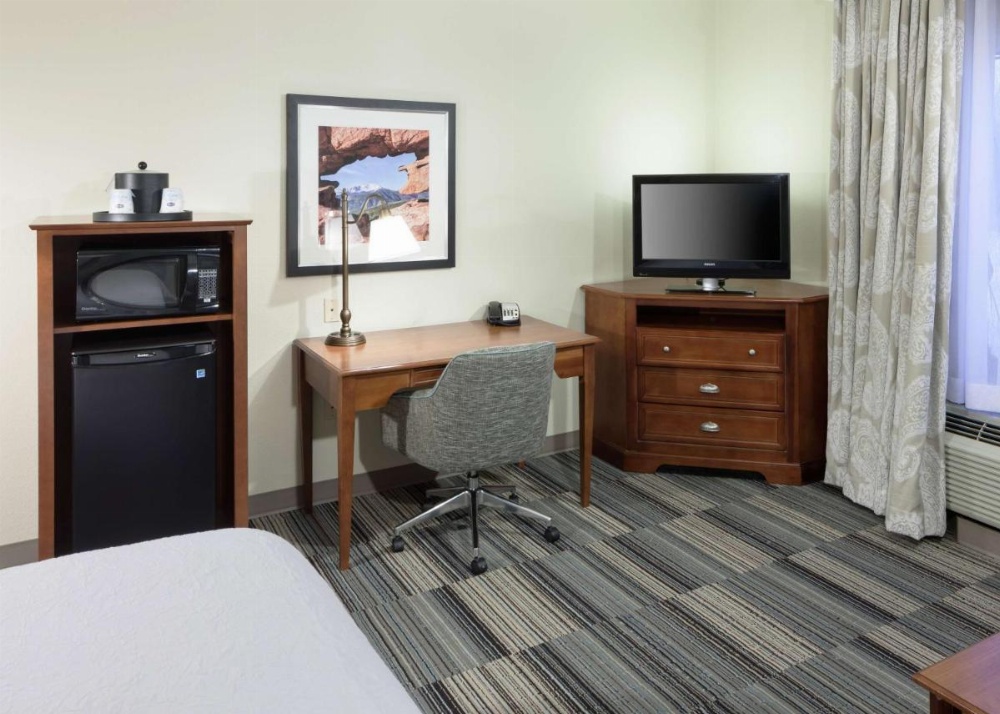 Hampton Inn By Hilton & Suites Colorado Springs/I-25 South